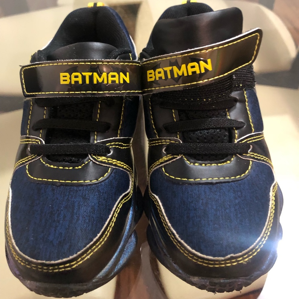Batman lighted sneakers, 11, black
